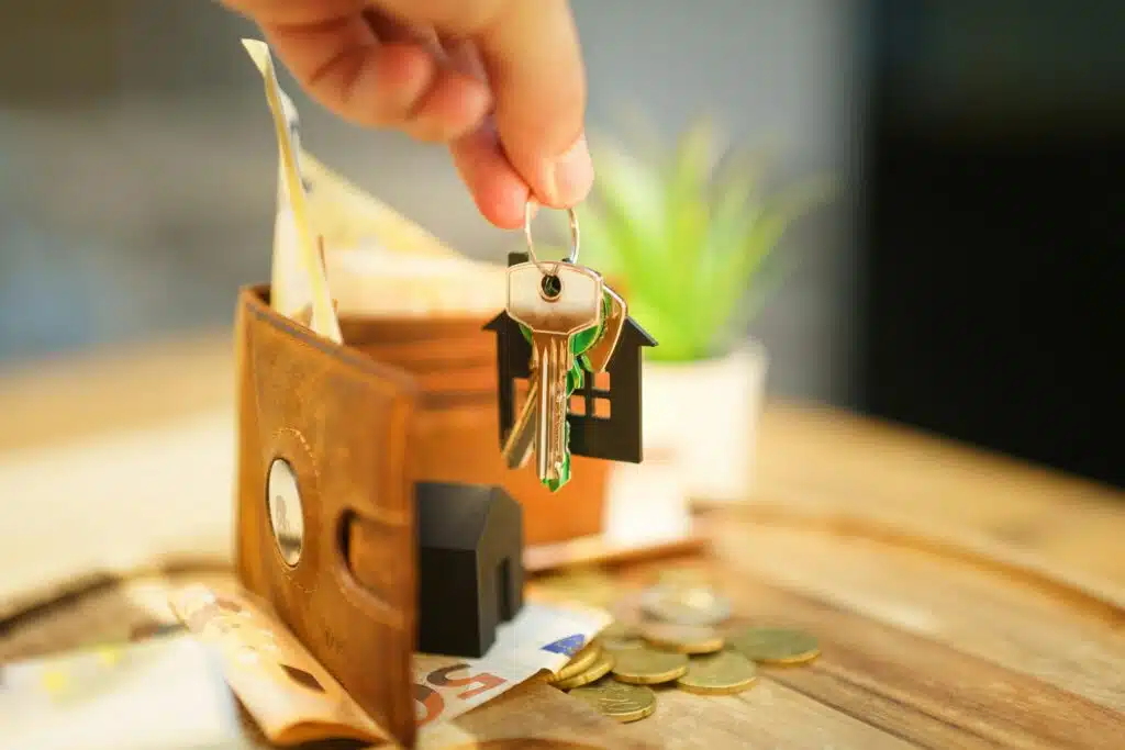 how bloggers make money